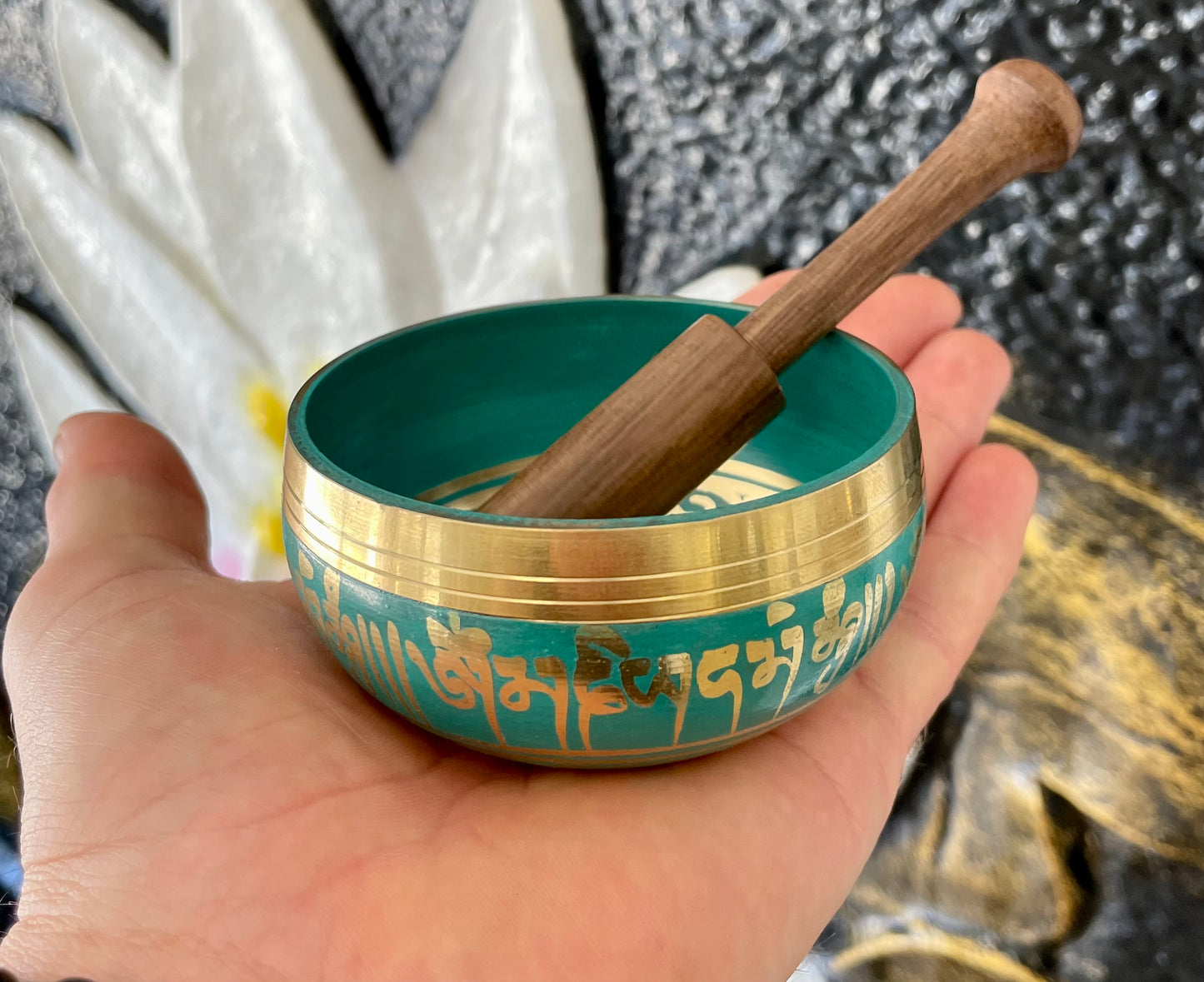 Small Singing Bowl 8cm x 4cm