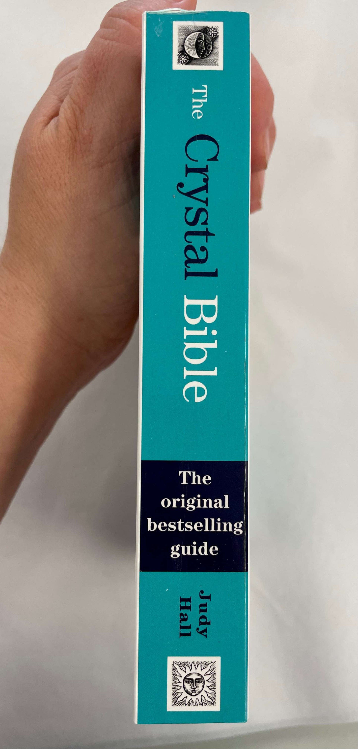 The Crystal Bible - Volume 1